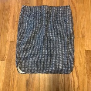 Navy blue and white pattern pencil skirt